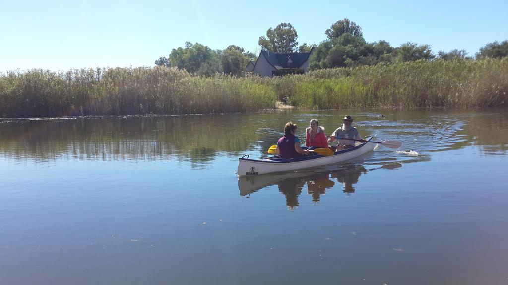 Shadowlands Guest Farm Hotel Oudtshoorn Bagian luar foto