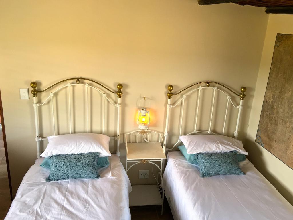 Shadowlands Guest Farm Hotel Oudtshoorn Ruang foto