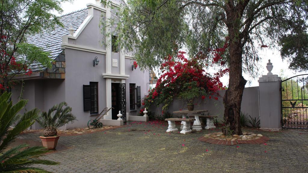 Shadowlands Guest Farm Hotel Oudtshoorn Ruang foto