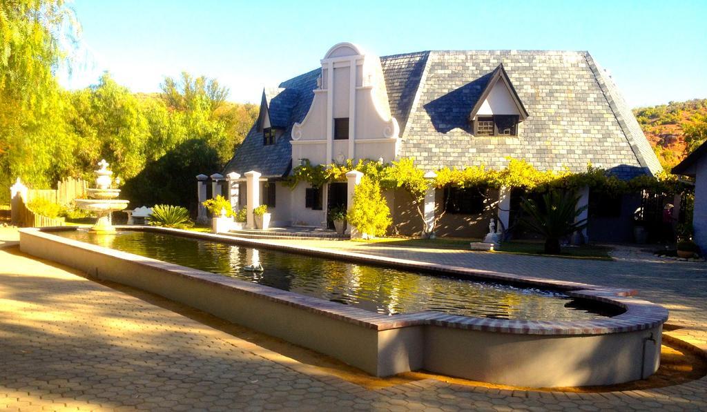 Shadowlands Guest Farm Hotel Oudtshoorn Bagian luar foto